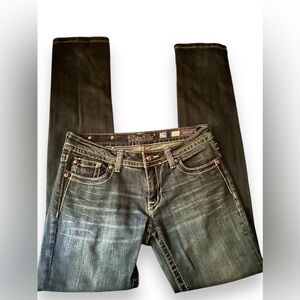 NWOT MISS ME Low-Rise Straight Leg Jeans